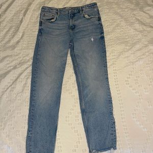 ZARA High Waisted Jeans. Size US 8.